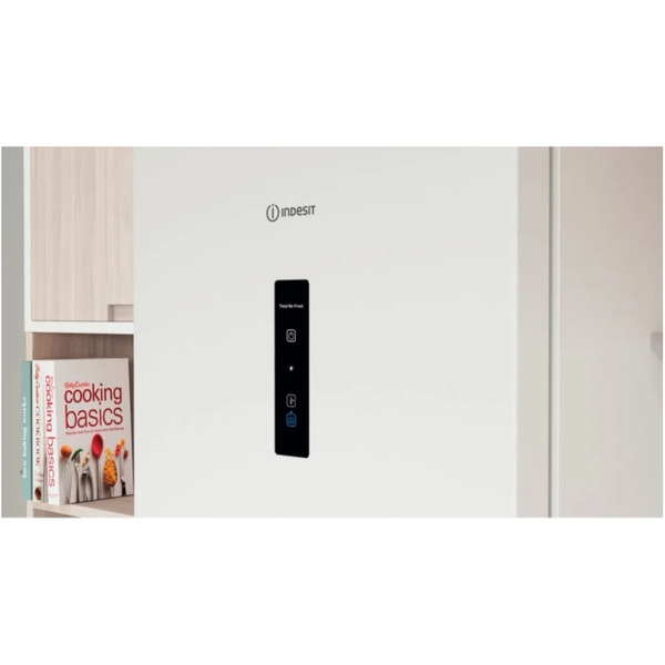 Холодильник Indesit ITR 5200 W