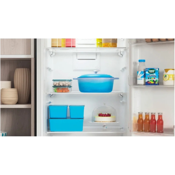 Холодильник Indesit ITR 5200 W