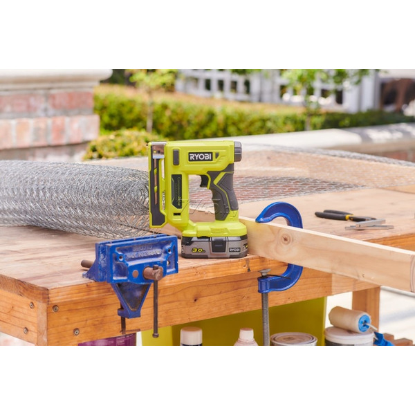 Степлер Ryobi R18ST50-0 (5133004496) без АКБ и ЗУ