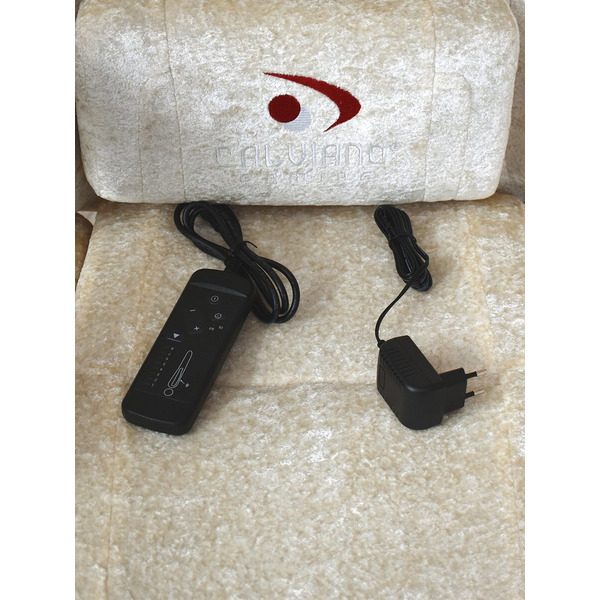 Вибромассажное кресло Calviano Amarone (beige plush)