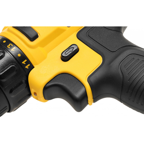Дрель-шуруповерт DeWalt DCD710D2-QW