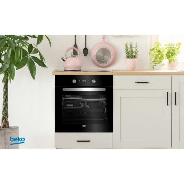 Духовой шкаф BEKO BIM 24301BCS