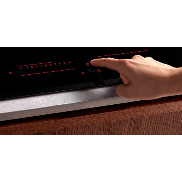 Варочная панель Electrolux EIP8146