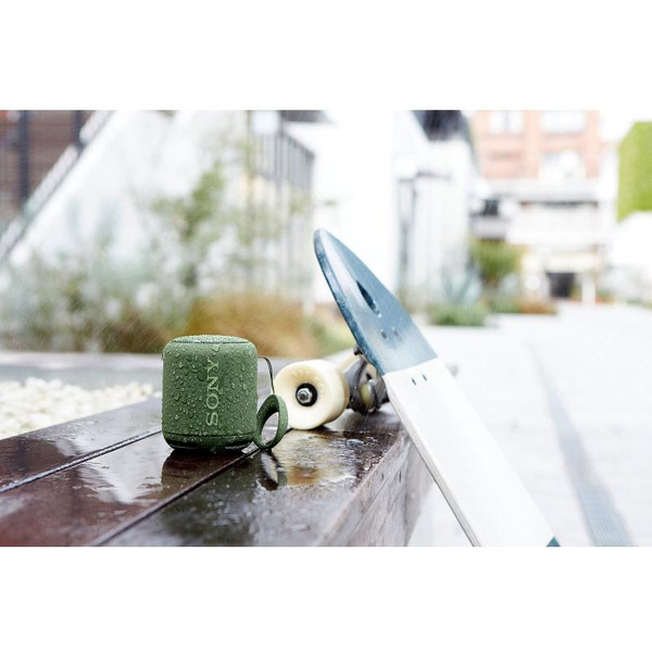 Беспроводная колонка Sony SRS-XB10 зеленый