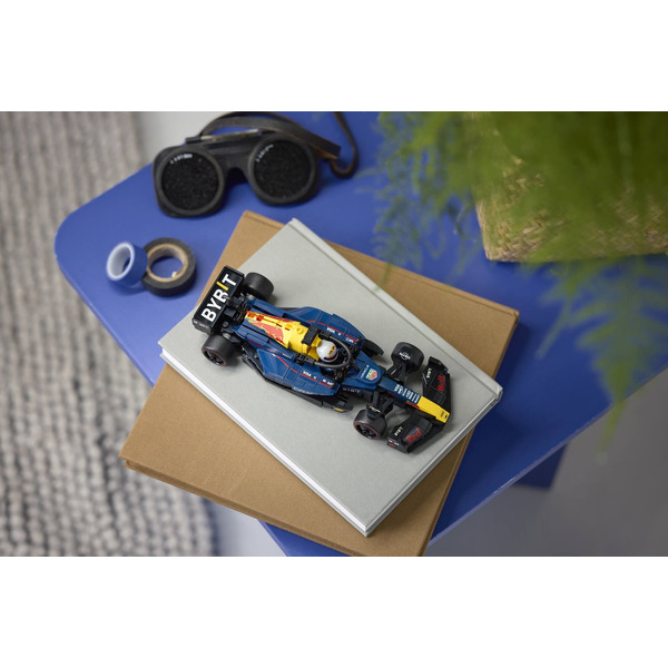 Конструктор Lego Speed Champions Болид Формулы-1 Oracle Red Bull Racing RB20 (77243)