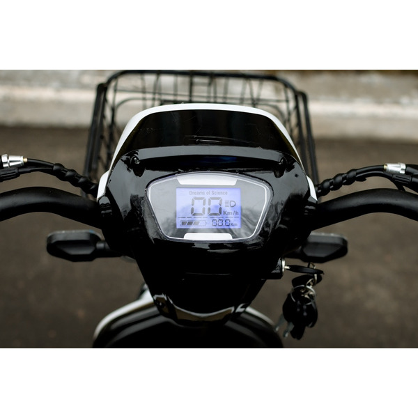 Электроскутер AVM Delta (белый)