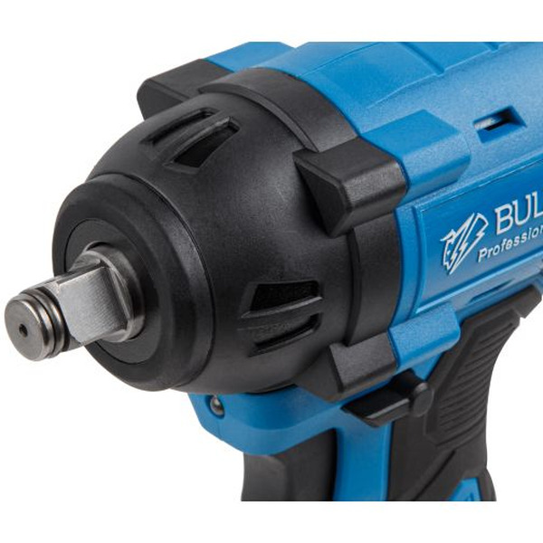 Аккумуляторный ударный гайковерт BULL SC 1804 Xcase (2х4 А*ч, з/у 4 А)