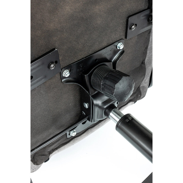 Игровое кресло Zombie Drift/F (серый/черный)