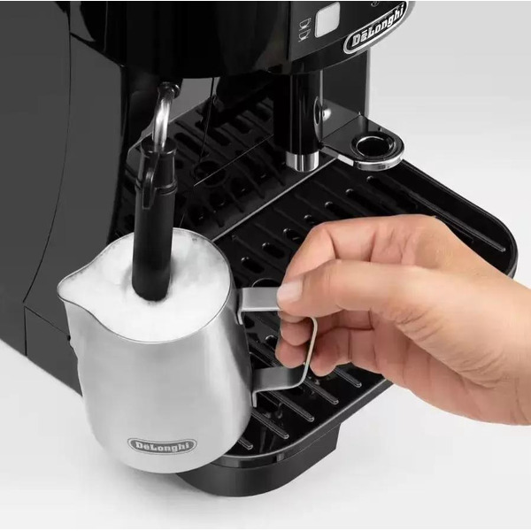 Кофемашина Delonghi Magnifica S ECAM 12.121.B
