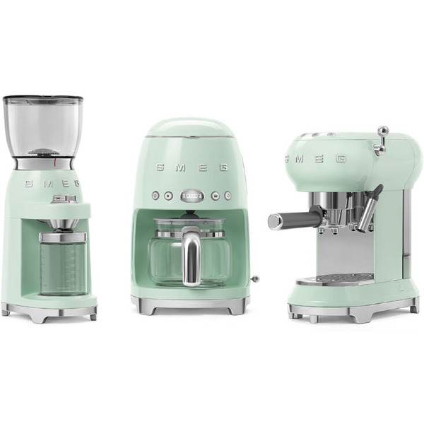 Капельная кофеварка Smeg DCF02PGEU