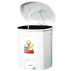 Ведро для мусора Ар-Пласт 020210 21л