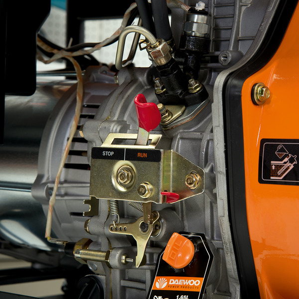 Генератор Daewoo Power DDAE 6000XE