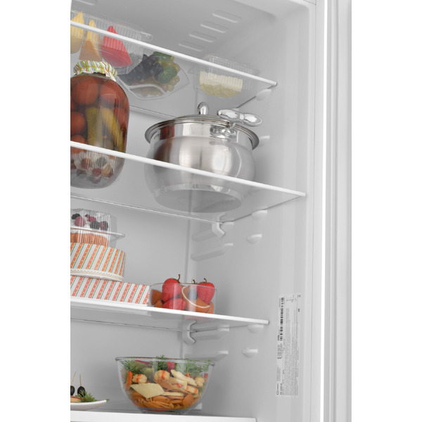 Холодильник Indesit DS 3200 W