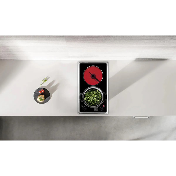 Варочная поверхность Hansa BHCI35133030 черный