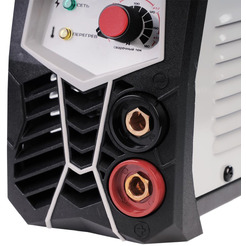 Сварочный инвертор STAVR САИ-180 (ст180саи)