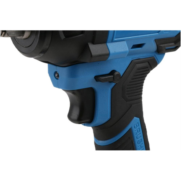 Гайковерт Bull SC 1804 0329203 (без АКБ и ЗУ)