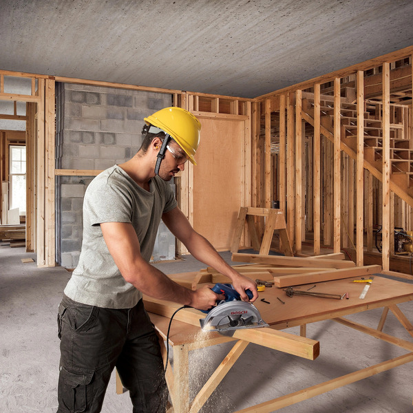 Циркулярная пила Bosch GKS 140 Professional (06016B3020)