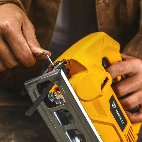 Электролобзик Deko DKJS650 (063-4186)