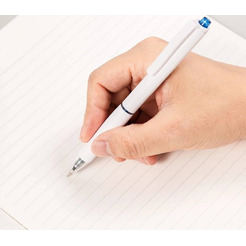 Шариковая ручка Deli Xtream EQ42-BL