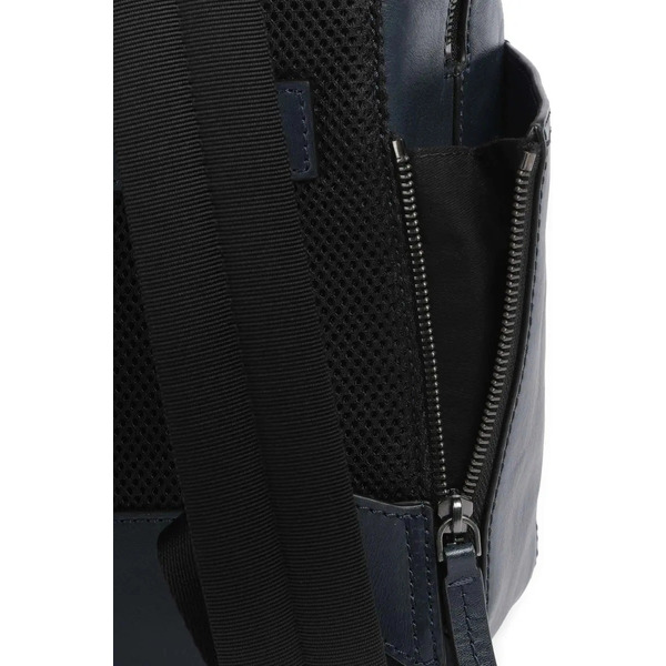 Рюкзак The Bridge 066905EX/45