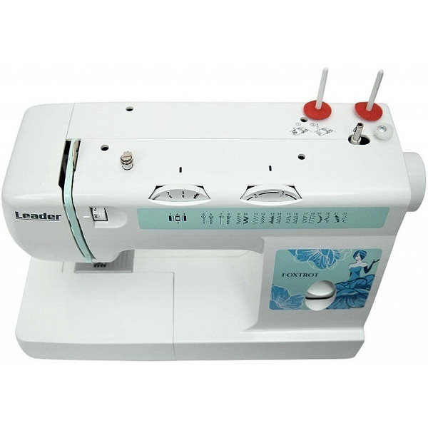 Швейная машина Leader Foxtrot
