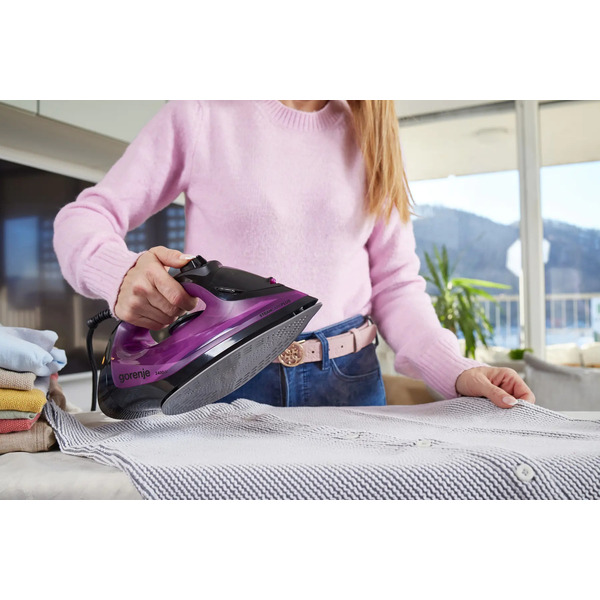 Утюг GORENJE SIK2400BKV