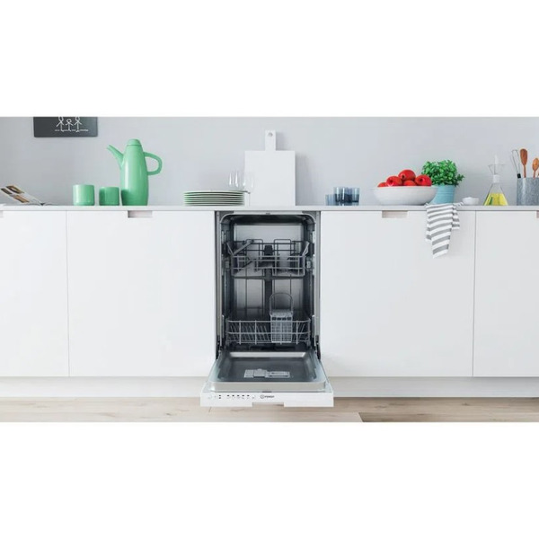 Посудомоечная машина Indesit DSIE 2B10