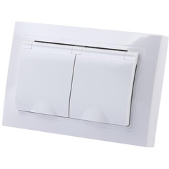 Розетка TDM Таймыр SQ1814-0076 (белый)