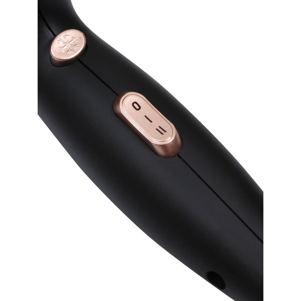 Фен StarWind SHD 6055