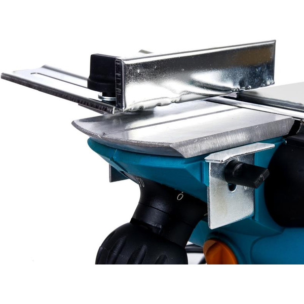 Рубанок Bort BFB-710N