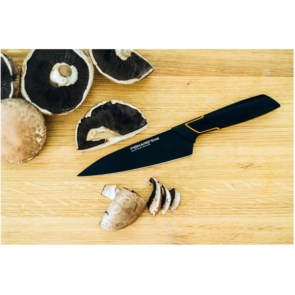 Кухонный нож Fiskars Edge 15 см 1003095