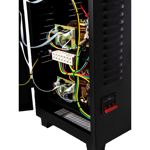 Стабилизатор напряжения Ресанта ACH-9000/3-ЭМ