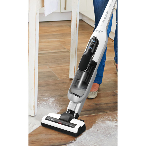 Пылесос вертикальный Bosch BBH6P25K