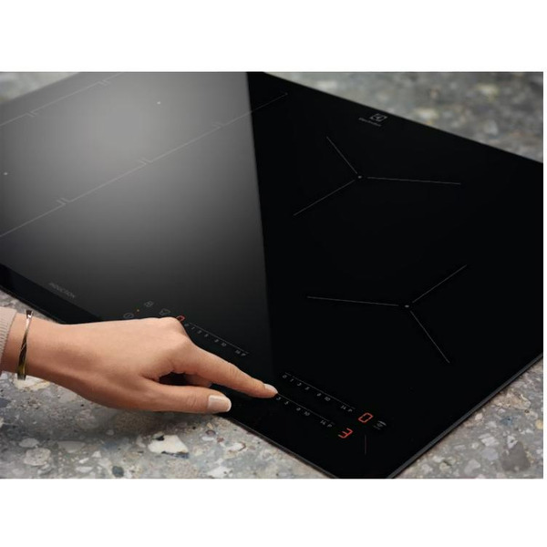 Варочная панель Electrolux EIT61443B