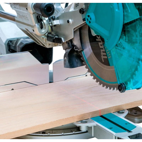 Торцовочная пила Makita LS1219