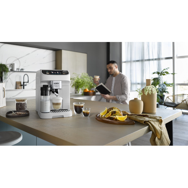 Кофемашина DeLonghi ECAM320.60.W Magnifica Plus