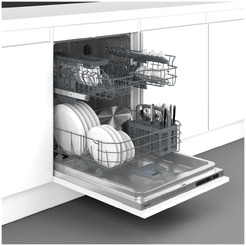 Встраиваемая посудомоечная машина Hotpoint HI 4C66