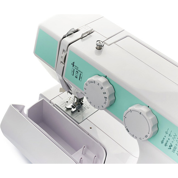 Швейная машина Chayka Чайка 425M