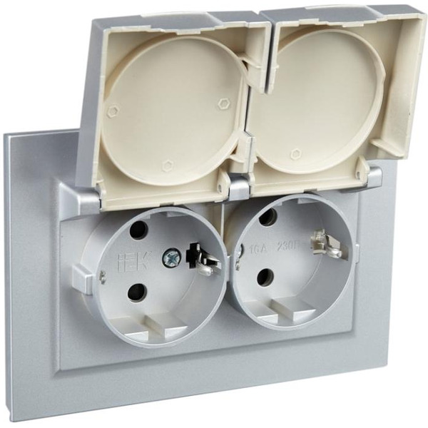 Розетка IEK Brite РСбш12-3-44-БрА