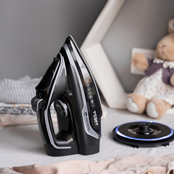 Беспроводной утюг ARESA AR-3124