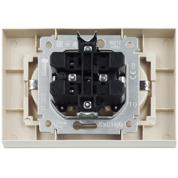 Розетка IEK Brite РСш12-3-БрКр