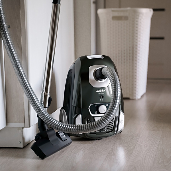 Пылесос Aresa AR-2402