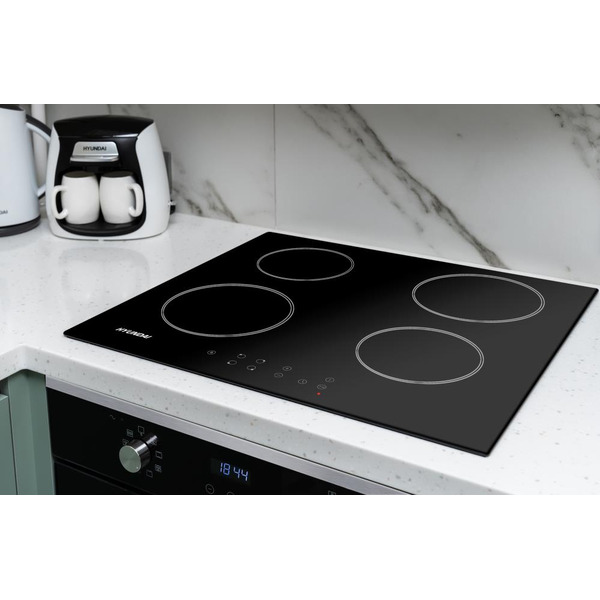 Варочная панель Hyundai HHI 6740 BG