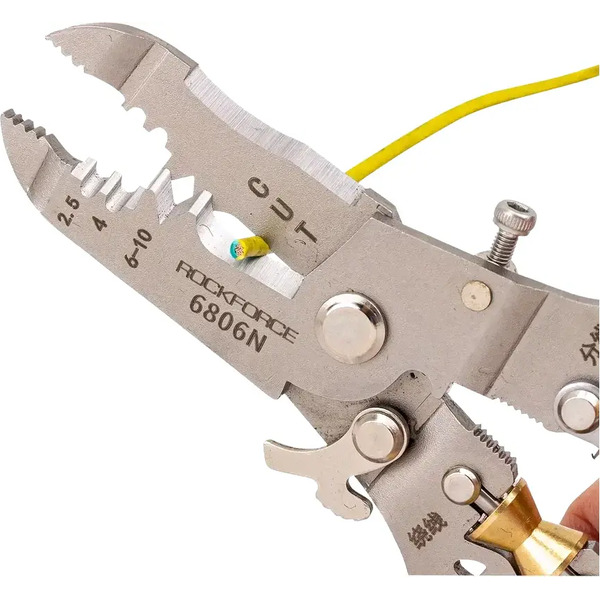 Плоскогубцы RockForce RF-6806N