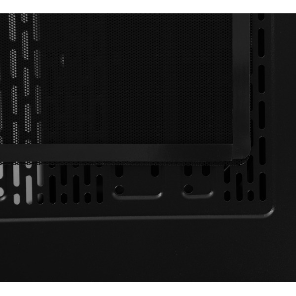 Корпус Thermaltake View 300 MX CA-1P6-00M1WN-00