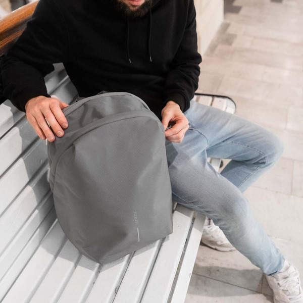 Рюкзак для ноутбука XD DESIGN Bobby Soft P705.792 (серый)