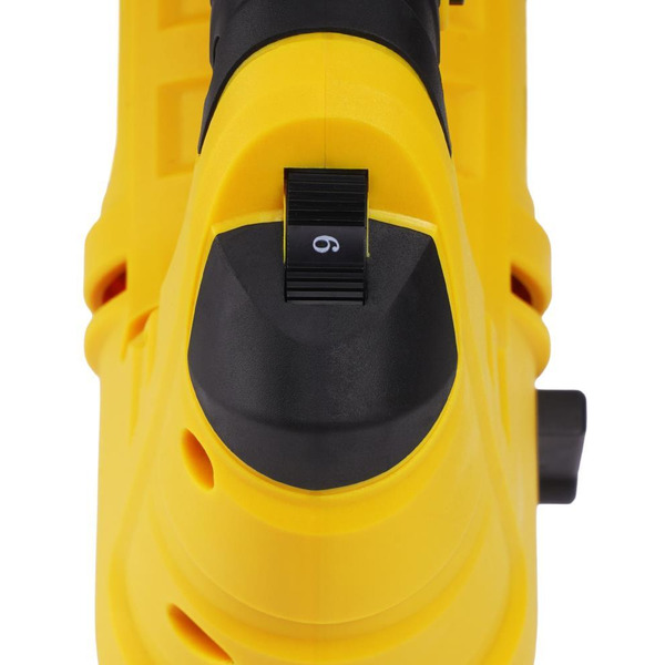 Электролобзик Kolner KJS 700V