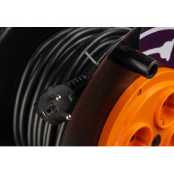 Удлинитель на катушке Sundays Electric УКМ04-3506 (30м)