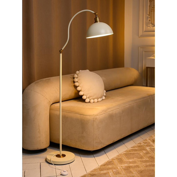 Светильник напольный ARTSTYLE HT-726W