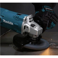 Угловая шлифмашина Makita GA5021